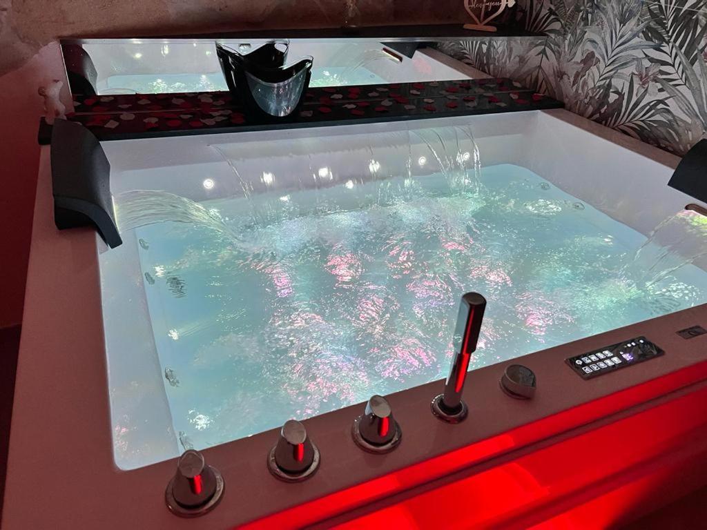 Glamour Suite 格拉维纳普利亚 外观 照片